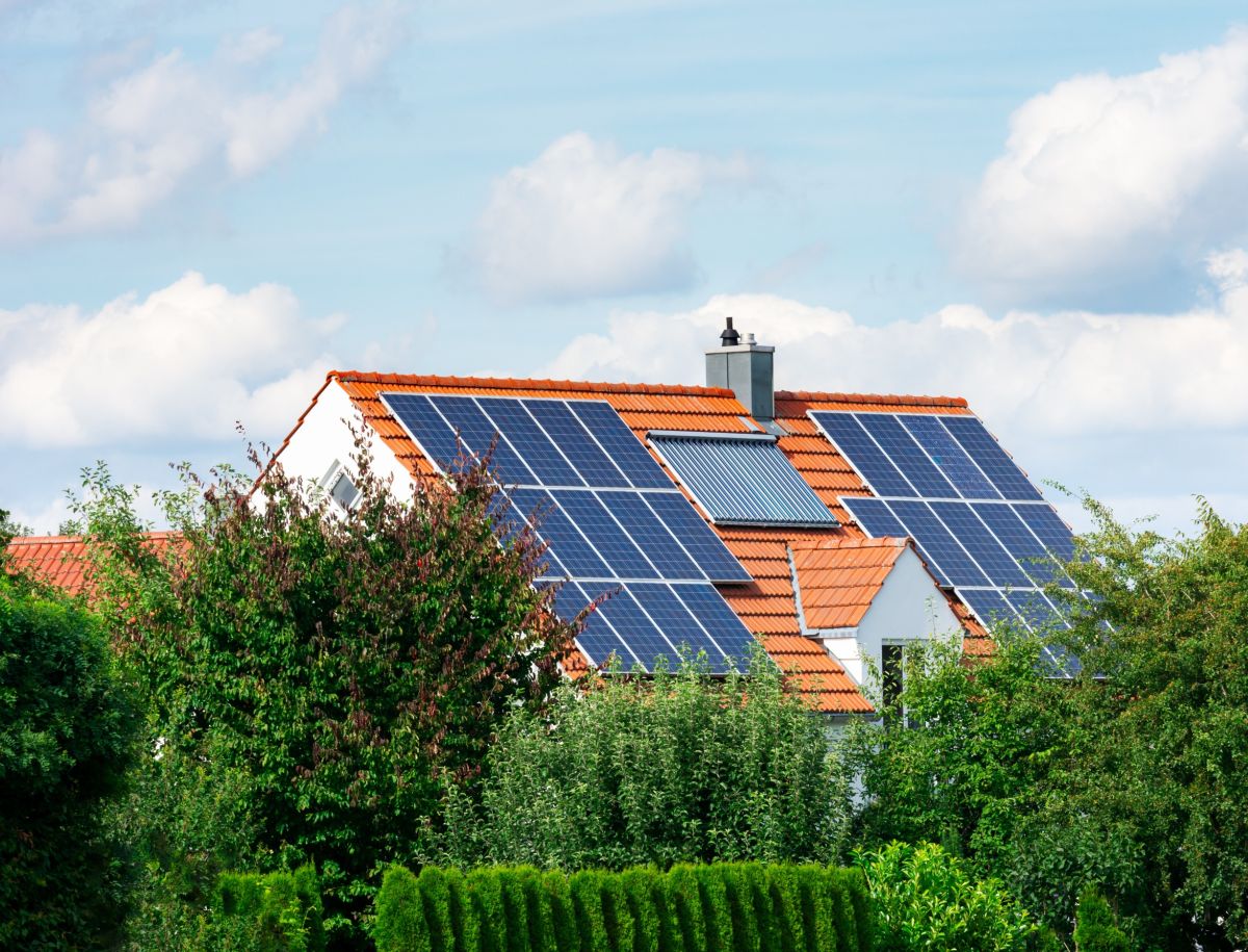 Pannelli fotovoltaici, come scegliere il modello migliore. 5 fattori da considerare