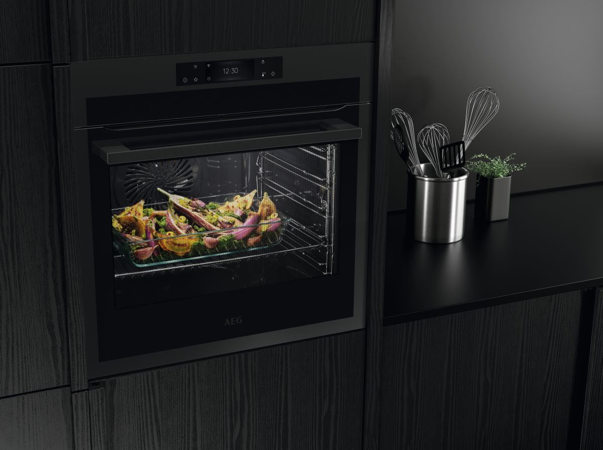 Aeg – AssistedCooking serie 8000