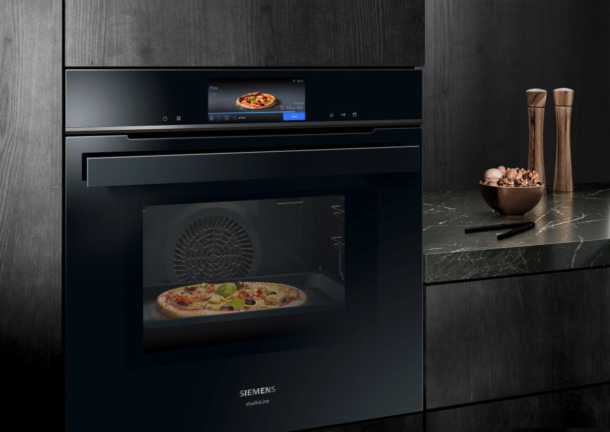 Forno da incasso Siemens iQ700 studioLine: design minimalista e funzionalità smart