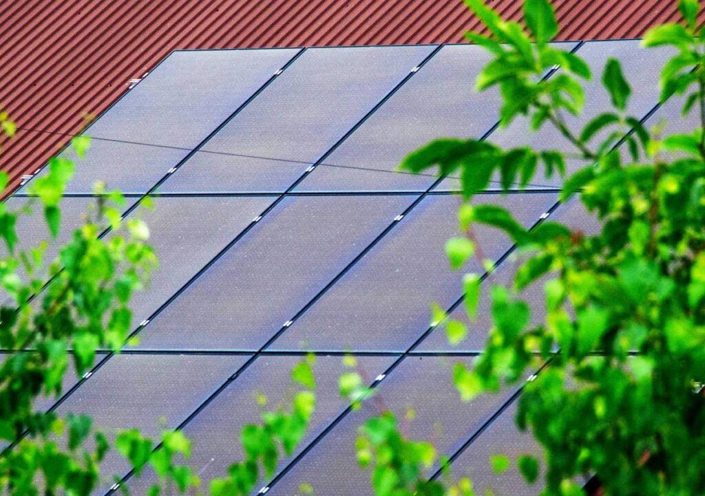 Pannelli fotovoltaici sul tetto, 7 modi per aumentare la resa e l’efficienza