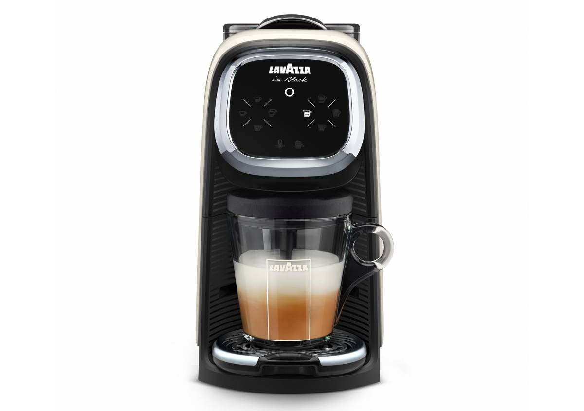 Macchina Lavazza in Black Elogy Milk, cappuccino perfetto a casa