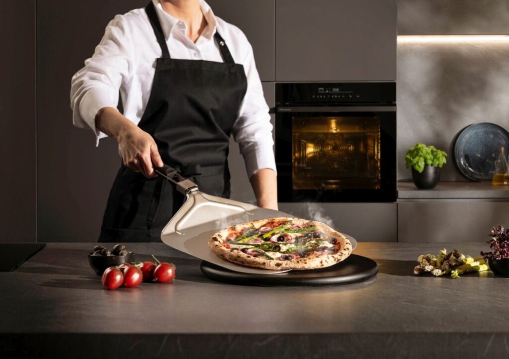 Hisense presenta il forno pizza: innovazione e tradizione per la cucina di casa