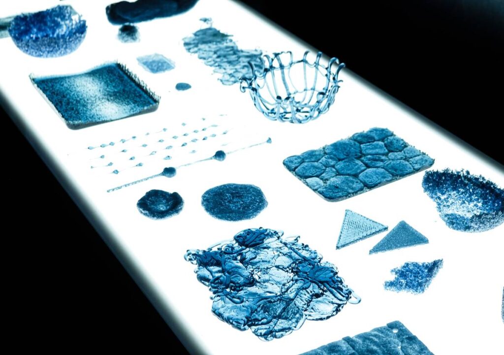 Trace of Water: Aqua Clara e HONOKA reinventano il policarbonato con un progetto di upcycling