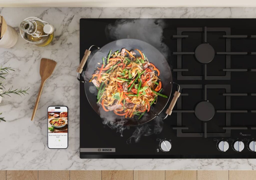 Bosch rivoluziona la cottura a gas con nuovi piani cottura con tecnologia brevettata FlameSelect