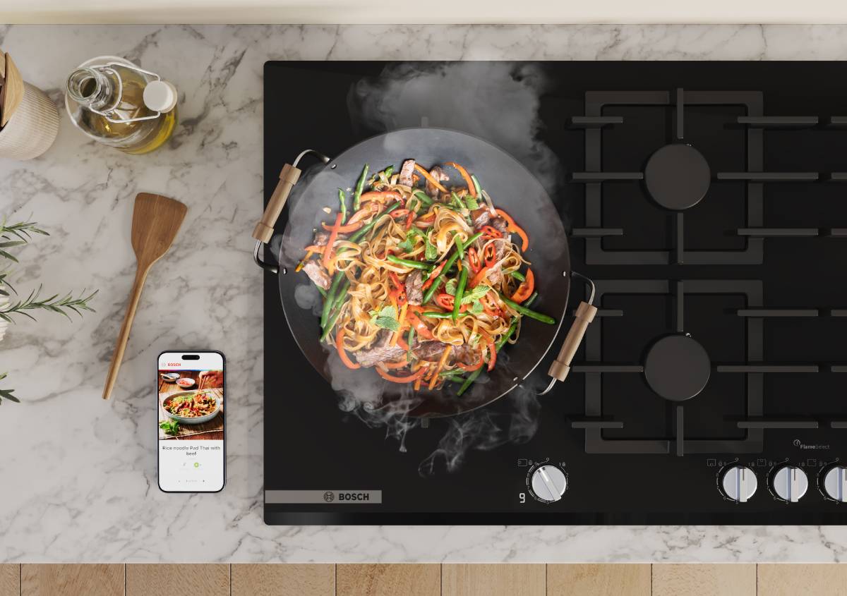 Bosch rivoluziona la cottura a gas con nuovi piani cottura con tecnologia brevettata FlameSelect