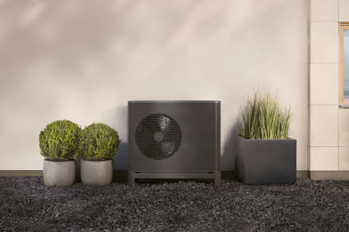 Efficienza, risparmio e comfort per tutto l’anno con le pompe di calore