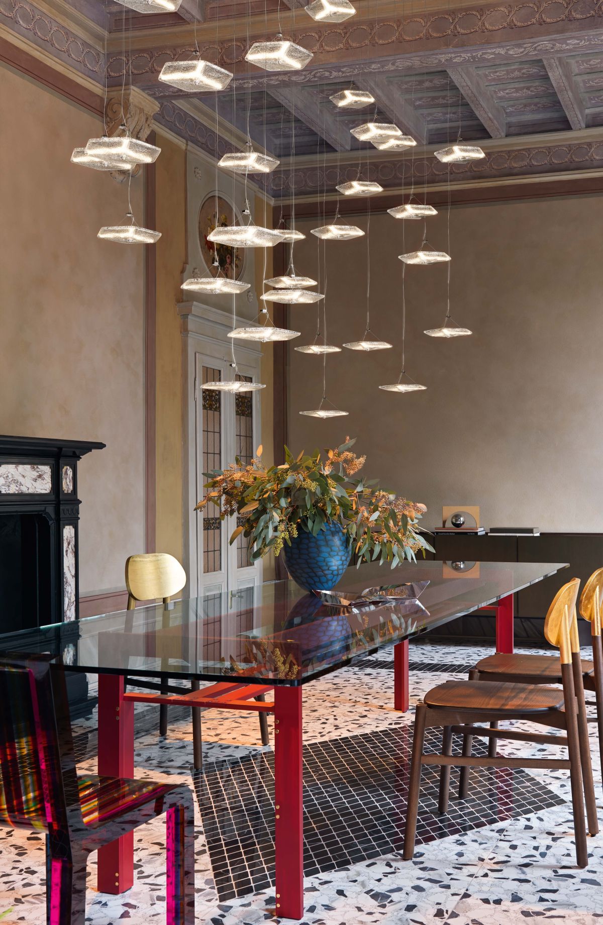 Design modulare e illuminazione diffusa il cuore del sistema WEBB