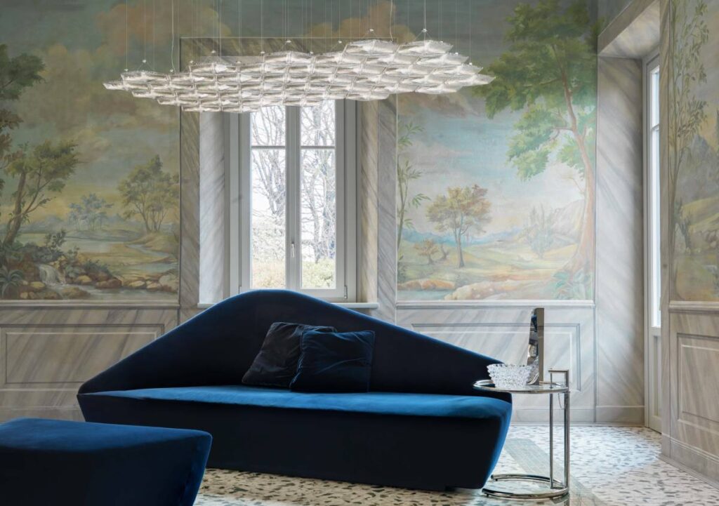La luce come materia in movimento: le lampade WEBB di BAROVIER&TOSO per l’abitare moderno