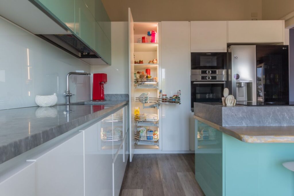 Ristrutturare la cucina: quanto costa e come pianificare un budget realistico