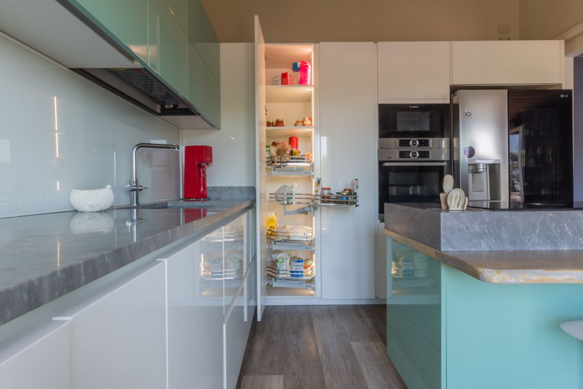 Ristrutturare la cucina quanto costa e come pianificare un budget realistico