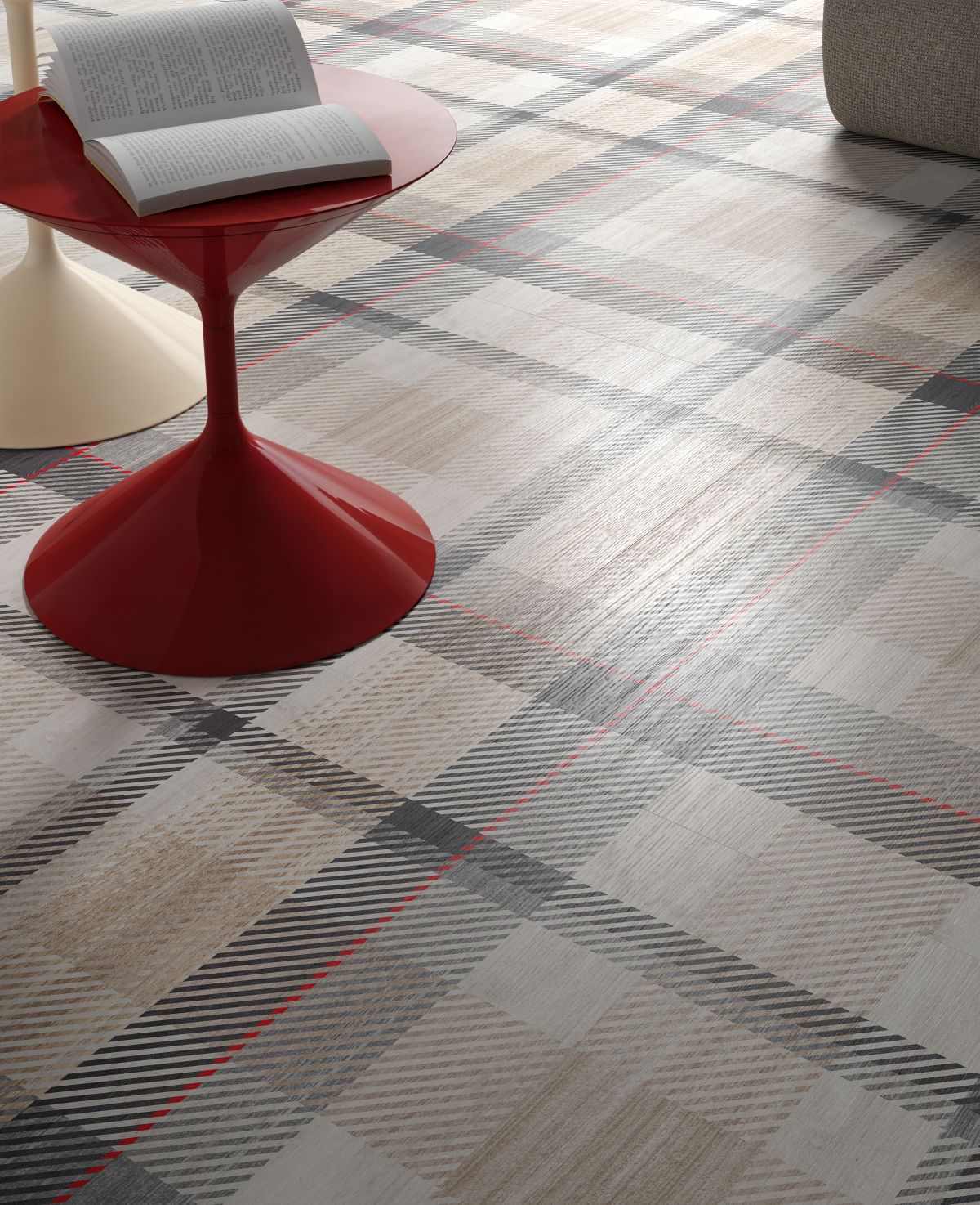 La collezione Berti x Diesel Living: tre grafiche distintive per ogni spazio