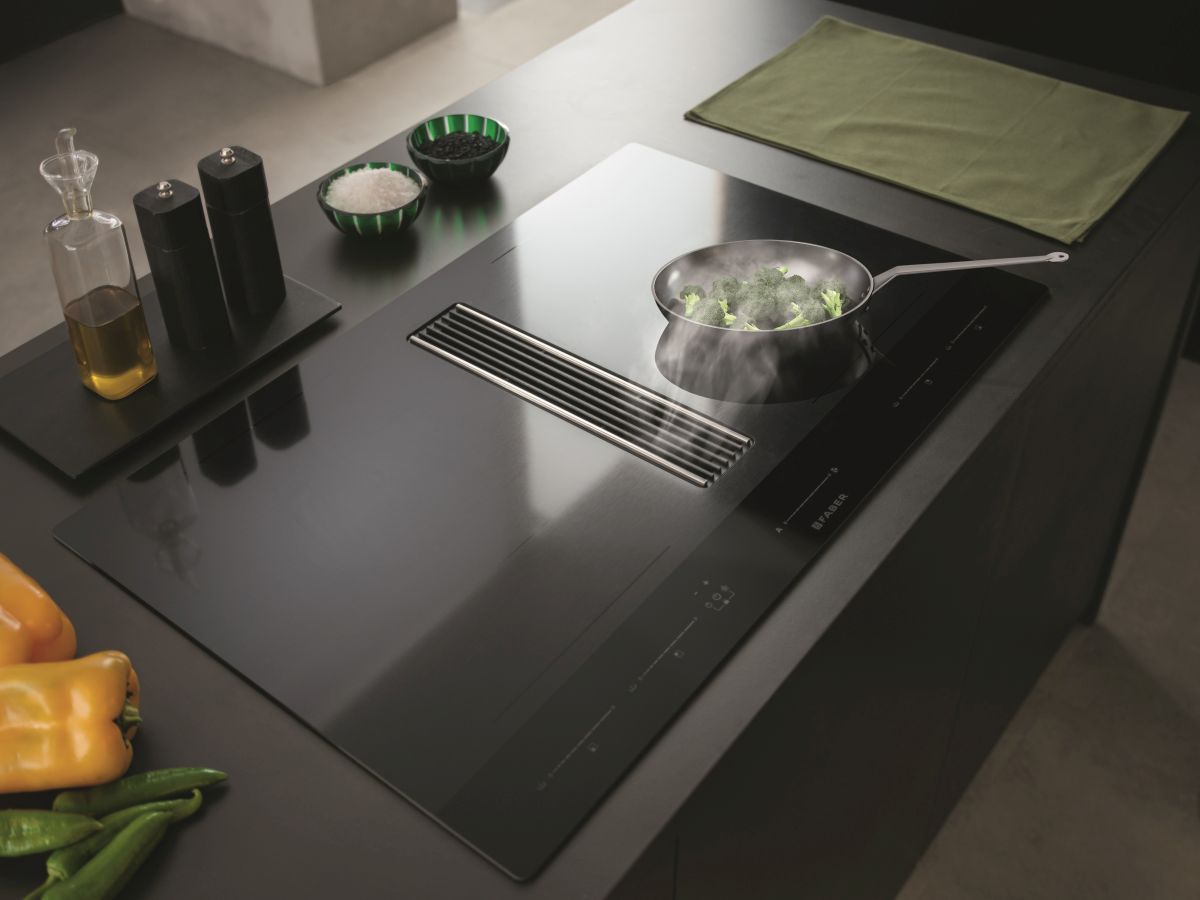 Piani cottura con cappa integrata