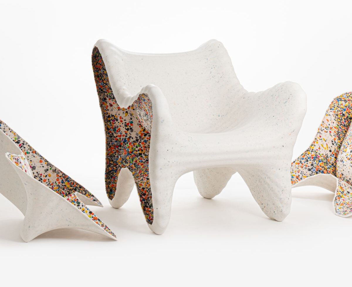 Quale percorso della plastica si racconta in questa mostra? Quale percorso della plastica si racconta in questa mostra?