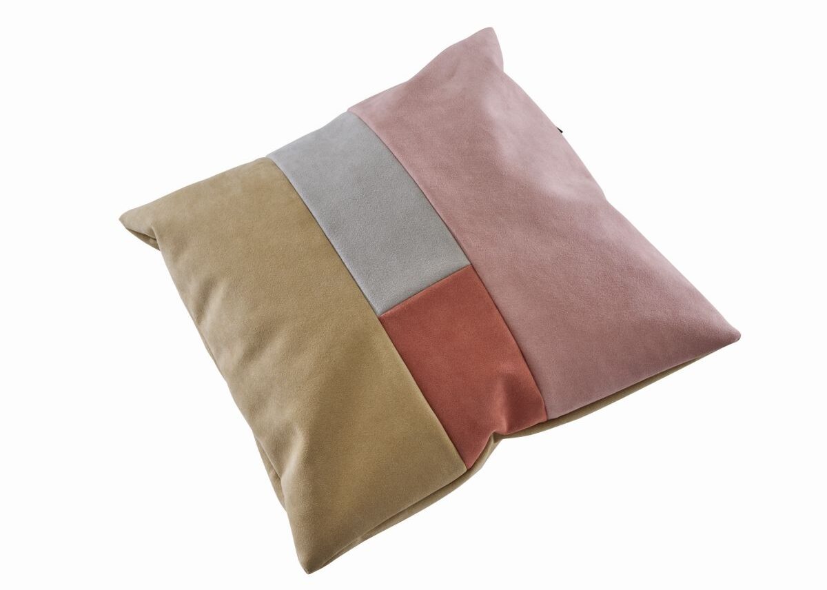 Per chi vuole essere green anche a Natale: il cuscino Récup di Ligne Roset Per chi vuole essere green anche a Natale: il cuscino Récup di Ligne Roset