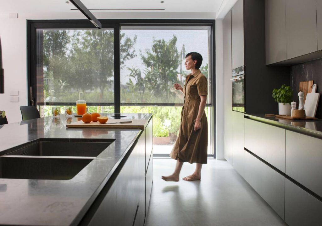 Click Zip Ghost di Gibus: schermatura verticale integrata