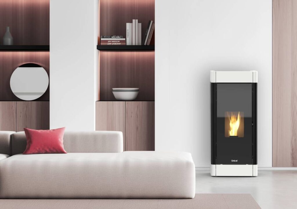 Ena di UNICAL: la stufa a pellet ventilata per un riscaldamento efficiente e silenzioso