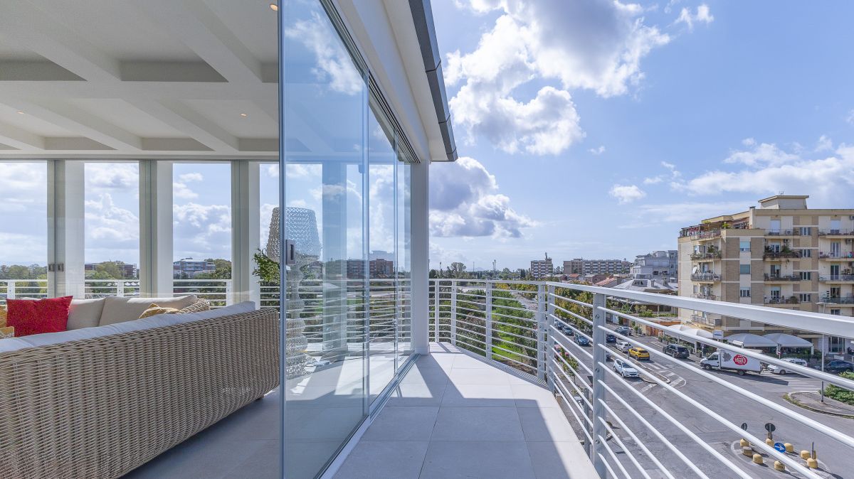 Materiali, texture e soluzioni su misura per un living evoluto Materiali, texture e soluzioni su misura per un living evoluto