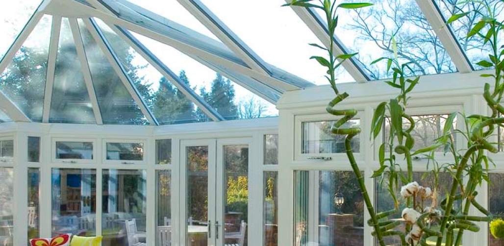 Vetri autopulenti: quando la tecnologia ti restituisce tempo Vetri autopulenti: quando la tecnologia ti restituisce tempo