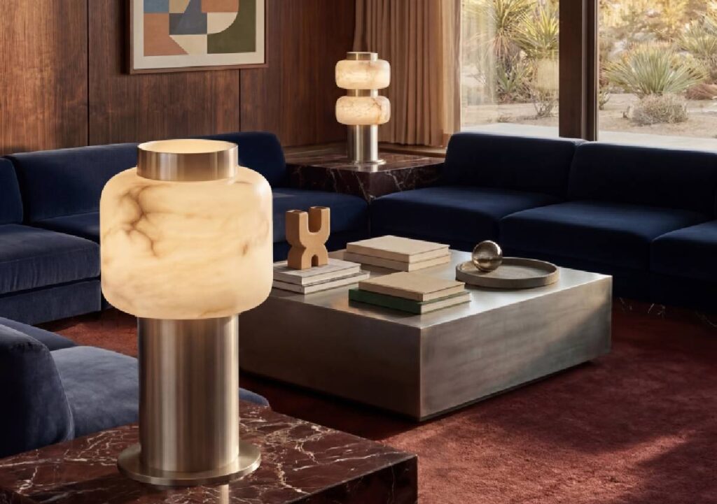 Lampada da tavolo in alabastro Arcadia 70: Matlight Milano porta la luce nel design architettonico