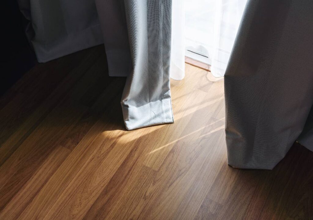 Le tende termiche funzionano davvero: quali scegliere e quanto incidono sui consumi energetici