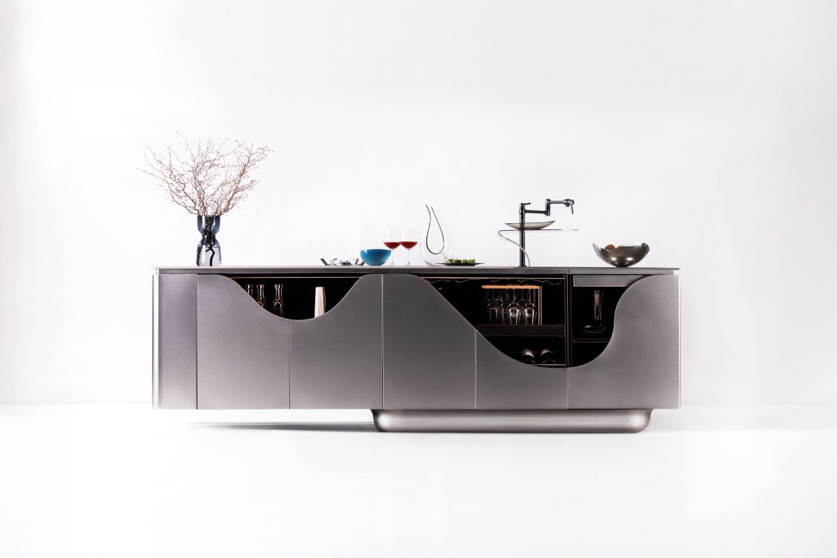 ANIMA 01: UNA CUCINA IN ACCIAIO INOX ANIMA 01: UNA CUCINA IN ACCIAIO INOX