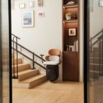 Montascale Joya di Stannah: design, sicurezza e comfort per una nuova mobilità domestica