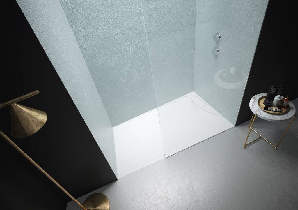 Piatto doccia Unique di Hidrobox: design minimale e prestazioni elevate