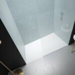 Piatto doccia Unique di Hidrobox: design minimale e prestazioni elevate
