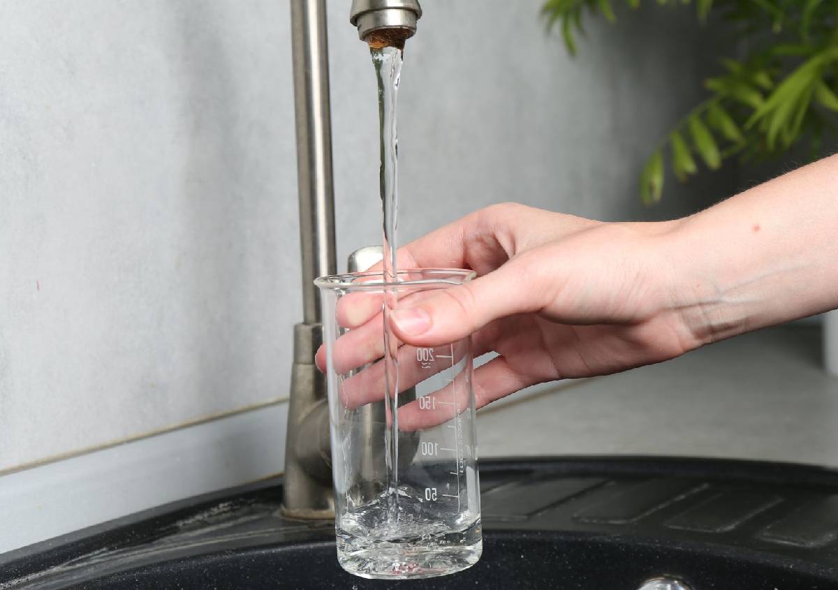 Risparmiare acqua oltre all’uso delle app, ricorda di seguire questi semplici consigli Risparmiare acqua oltre all’uso delle app, ricorda di seguire questi semplici consigli