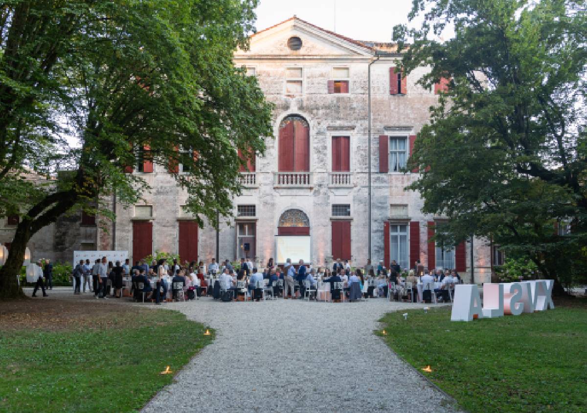 Venetian Smart Lighting Award 2026 il premio della luce si apre all'Italia Venetian Smart Lighting Award 2026 il premio della luce si apre all'Italia