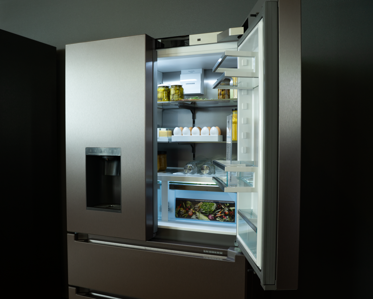 Gamma MultiDoor: più spazio, flessibilità e tecnologia BioFresh Gamma MultiDoor: più spazio, flessibilità e tecnologia BioFresh
