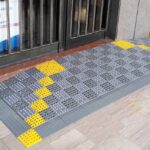 Rampe componibili per disabili: soluzioni prefabbricate per superare barriere architettoniche in casa