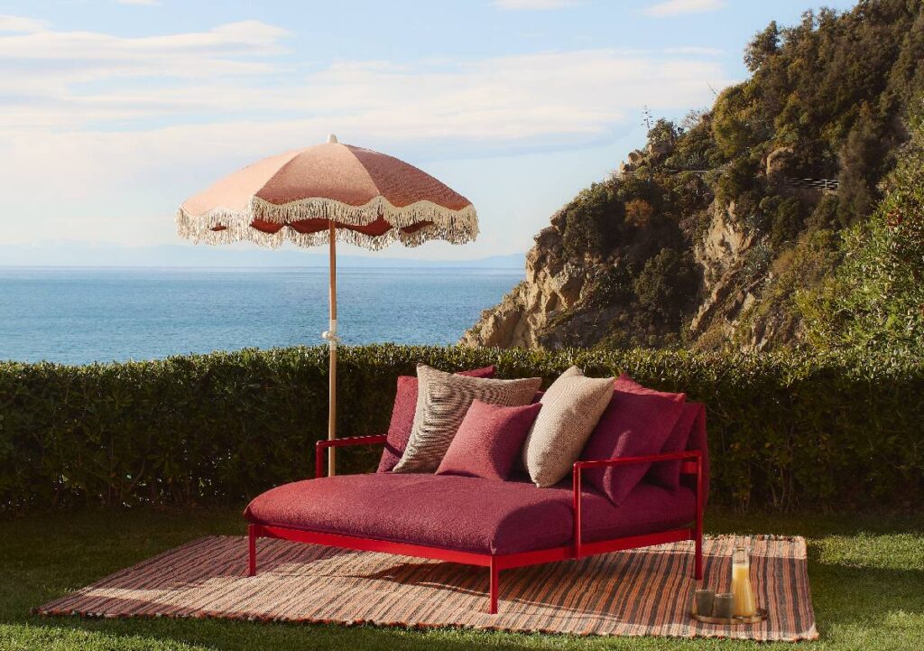 Tessuti per esterni Rubelli: Outdoor Mediterraneo porta luce, materia e performance nell’outdoor