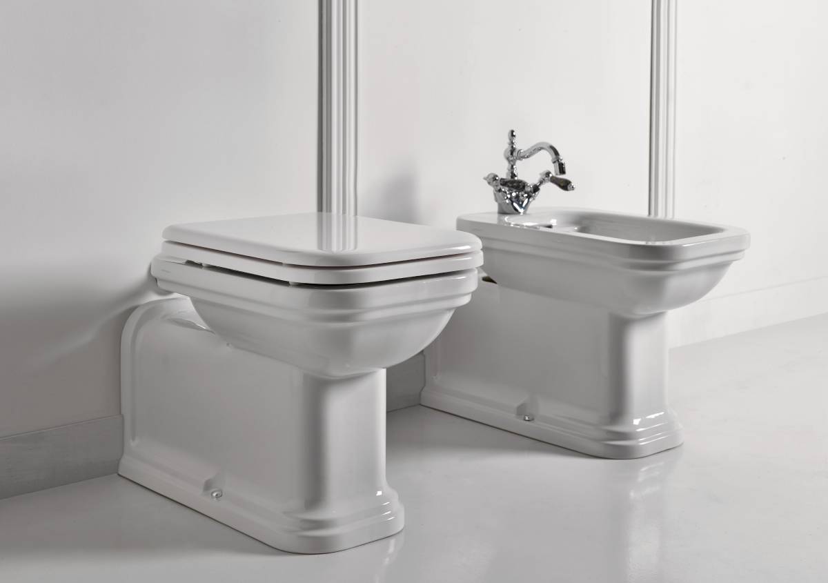 Bagni piccoli la soluzione salvaspazio è il vaso monoblocco Kerasan Bagni piccoli la soluzione salvaspazio è il vaso monoblocco Kerasan