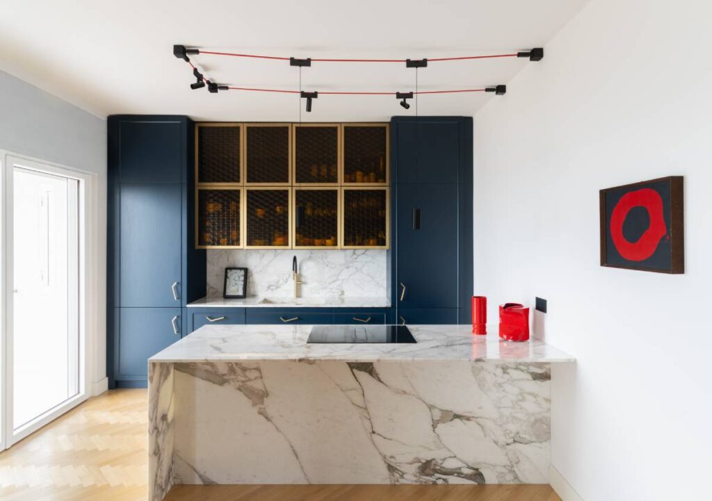 Casa galleria a Taranto: Casa LV unisce arte, design e vista sul mare