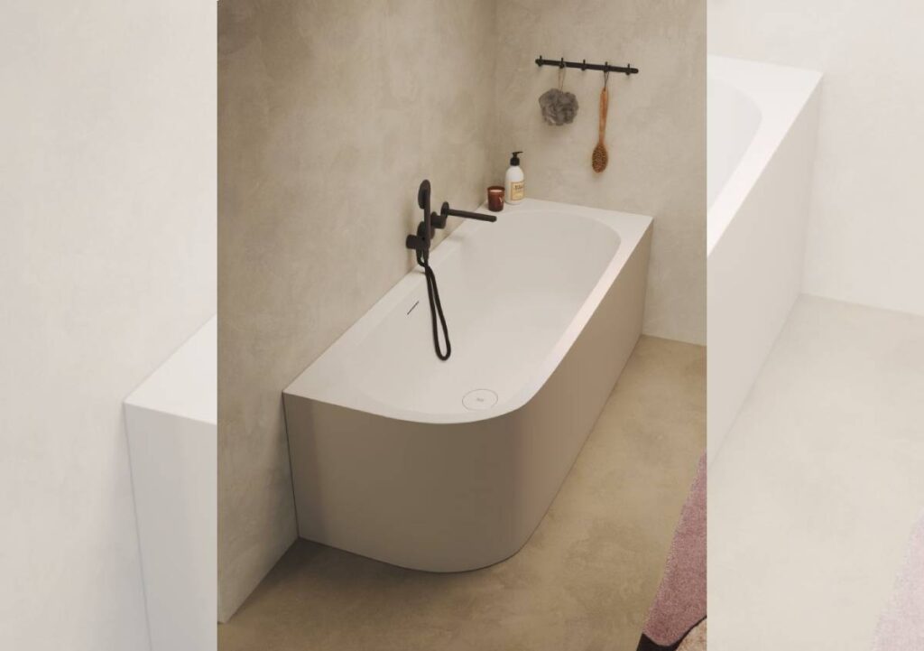 Forma Aquae® amplia il concetto di vasca Freepositioning per il bagno contemporaneo