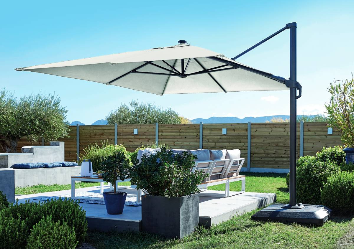 Spazi outdoor estivi comfort, design e benessere a portata di giardino Spazi outdoor estivi comfort, design e benessere a portata di giardino