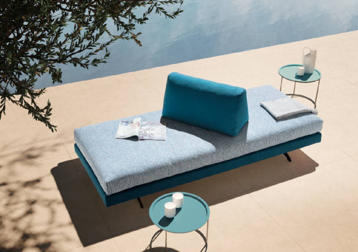 Arredi outdoor per bordo piscina: il comfort sartoriale delle collezioni Valentini Arredi outdoor per bordo piscina: il comfort sartoriale delle collezioni Valentini